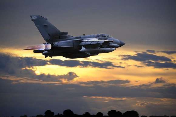 Máy bay tiêm kích Tornado thuộc lực lượng không quân Hoàng gia Anh trên chiến trường Syria