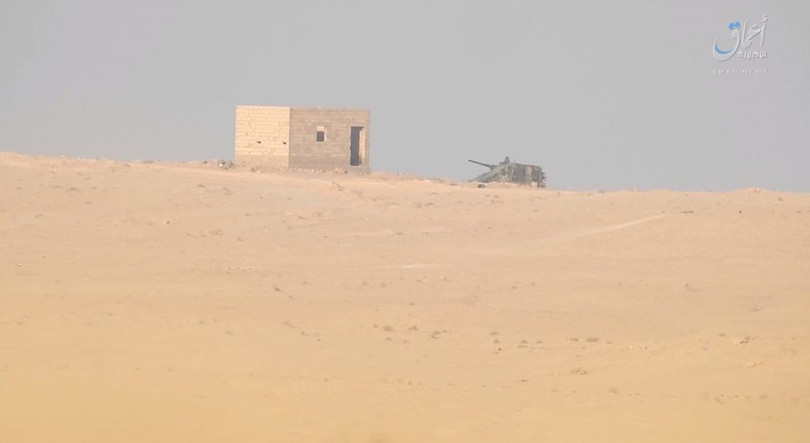 “Hổ Syria” áp sát Deir Ezzor 15 km, IS dàn trận phản công ảnh 5