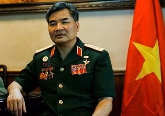 Tướng Việt Nam "bình" về đảo nhân tạo và thế trận Biển Đông ảnh 2