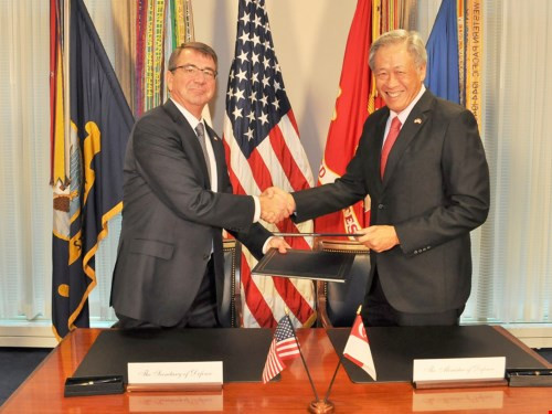 Biển Đông căng thẳng: Mỹ điều “sát thủ săn ngầm” P-8 Poseidon tới Singapore ảnh 1