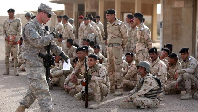 Cố vấn Mỹ huấn luyện binh sĩ Iraq