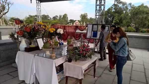 Khu lăng mộ và nhà tưởng niệm ông Nguyễn Bá Thanh ảnh 9 Khu lăng mộ và nhà tưởng niệm ông Nguyễn Bá Thanh ảnh 9