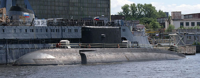 Tại hãng đóng tàu Admiralteiskye verfi (Nga) đang đóng các tàu ngầm lớp Projekt 06361 cho Hải quân Việt Nam