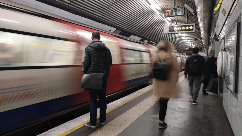 Trên tay Huawei P20 Pro: “Triệu phú pixel” mới với cụm 3 camera ảnh 17