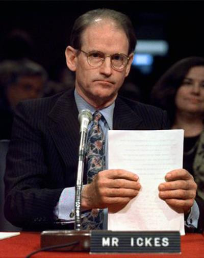 Bốn quân chủ bài của bà Hillary Clinton-Kỳ 1 ảnh 1