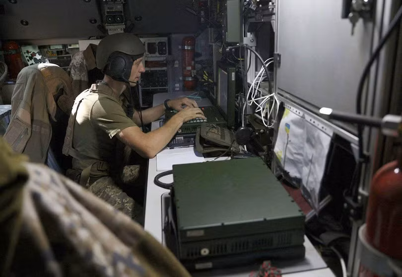 Xe chỉ huy pháo binh Ba Lan CPC. Ảnh Military Ukraine.