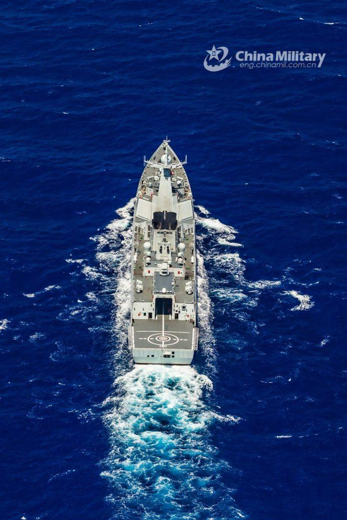 Khu trục hạm Type 052D của PLAN tiến hành hoạt động chống ngầm ASW với sonar có độ sâu thay đổi được. Ảnh Naval.News