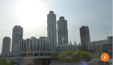 Đường phố Ryomyong (Bình Minh) mới được khánh thành hôm 15/4