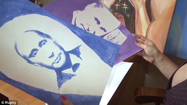 Cô hy vọng việc này sẽ thu hút sự chú ý của giới chính trị đối với “vai trò của nghệ sĩ trong xã hội”.