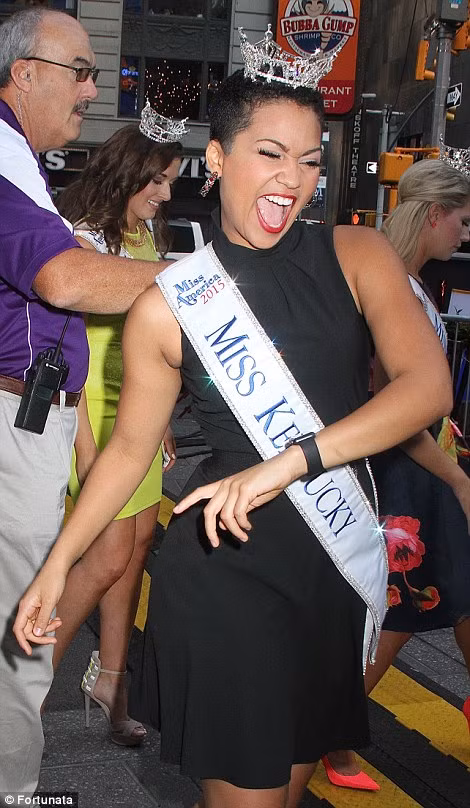 Hoa hậu Kentucky Janell Davis năm nay mới 17 tuổi, là ứng cử viện trẻ nhất cuộc thi Hoa hậu Mỹ 2016