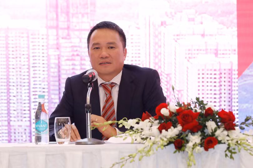 Ông Hồ Hùng Anh chia sẻ tại ĐHĐCĐ thường niên năm 2021 của Techcombank
