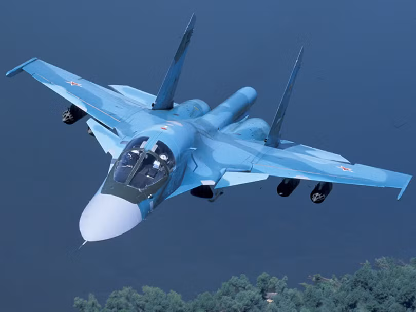 Cường kích mang bom Su-34