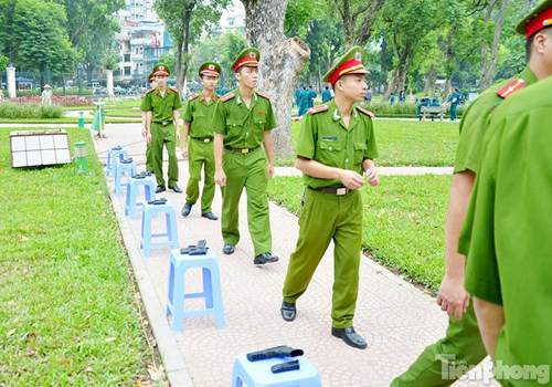 Xem chiến sĩ cảnh sát tập luyện với súng ngắn hiện đại - ảnh 14