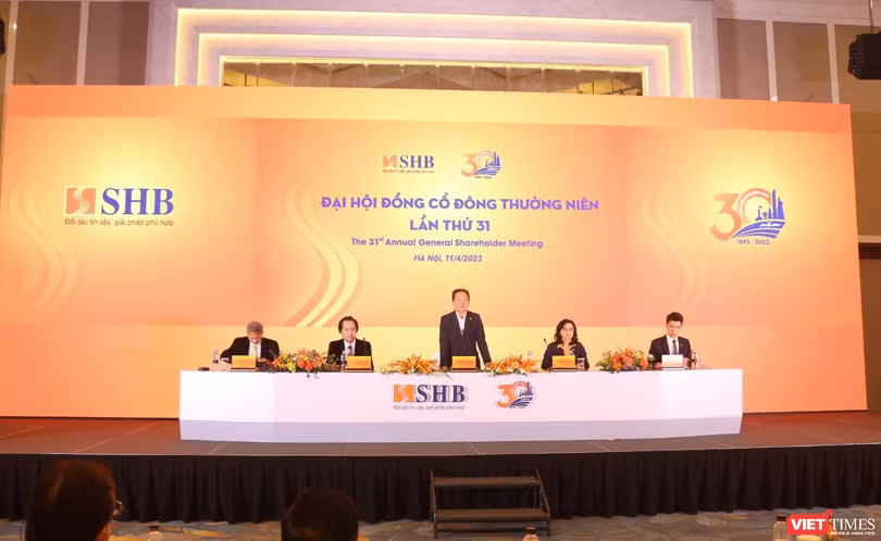 Ông Đỗ Quang Hiển - Chủ tịch HĐQT SHB - phát biểu tại AGM 2023