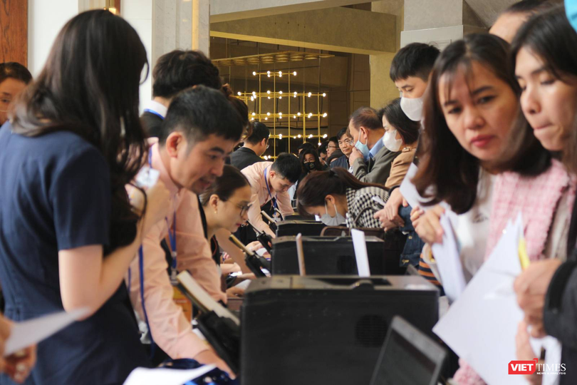 AGM 2023 của SHB: Cổ đông chiến lược sắp lộ diện, cân nhắc chia cổ tức bằng tiền tỉ lệ 5% ảnh 7 AGM 2023 của SHB: Cổ đông chiến lược sắp lộ diện, cân nhắc chia cổ tức bằng tiền tỉ lệ 5% ảnh 7