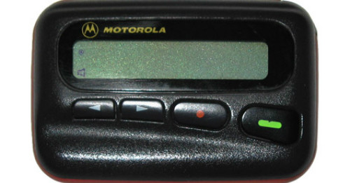 nhung-do-dien-tu-vang-bong-mot-thoi