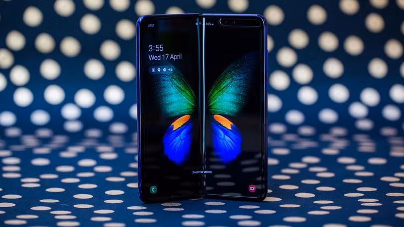Galaxy Fold. Ảnh: CNET