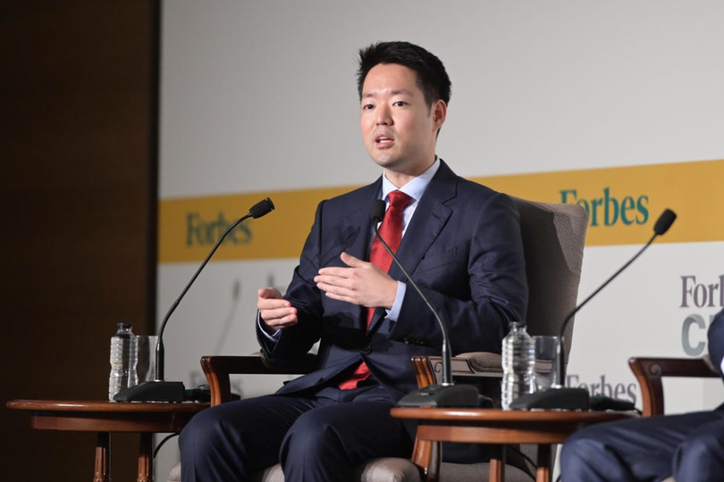 Chung Kyungsun - cháu trai của nhà sáng lập Huyndai Chung Ju-yung (Ảnh: Forbes) Chung Kyungsun - cháu trai của nhà sáng lập Huyndai Chung Ju-yung (Ảnh: Forbes)