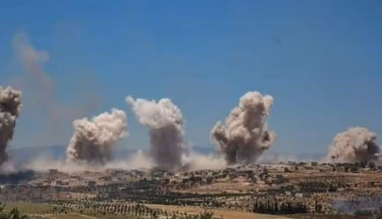 Không quân Nga - Syria không kích dữ dội chiến trường Hama. Ảnh Muraselon