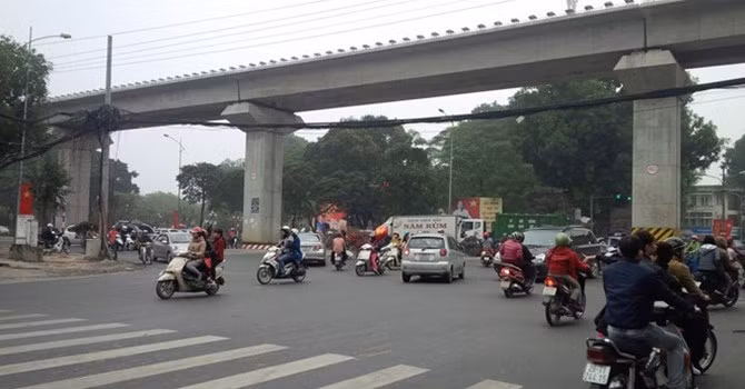 Lượng người tham gia giao thông tại các thành phố đã giảm.