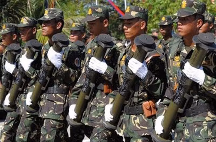 Vũ khí Trung Quốc viện trợ cho quân đội Campuchua