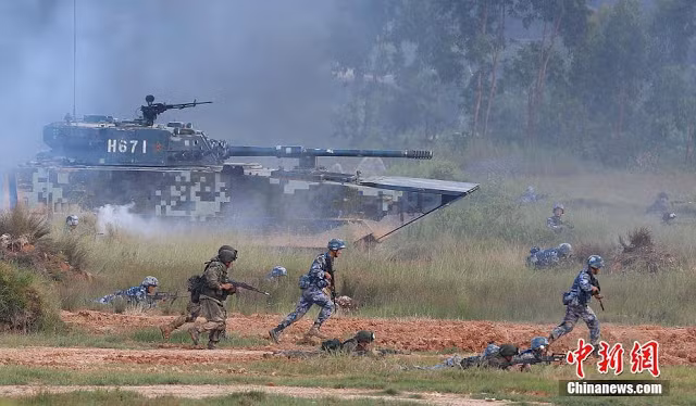 Hải quân Trung Quốc tập trận đô bộ chiếm đảo cùng Nga tại Biển Đông hồi tháng 9/2016