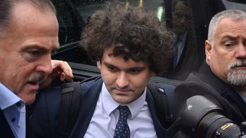 Sam Bankman-Fried đã bác bỏ rất nhiều cáo buộc hình sự liên quan đến sự sụp đổ của FTX