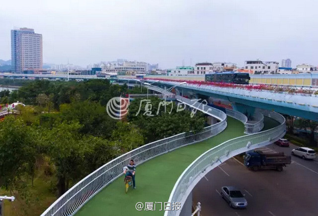 World's longest suspended bicycle lane completed in Xiamen