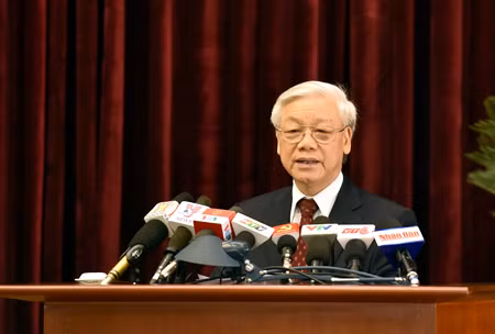 ổng bí thư Nguyễn Phú Trọng: Ủy viên Bộ Chính trị, Ban Bí thư phải còn trong độ tuổi quy định và đủ sức khỏe... Ảnh: VGP