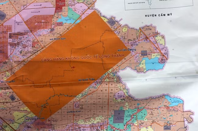 Với diện tích được điều chỉnh xuống còn 2.750 héc ta thì chỉ cần xây một khu tái định cư