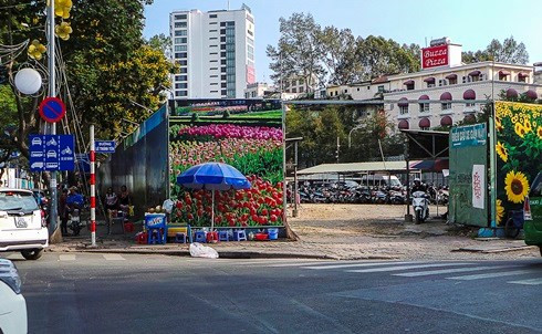 TP.HCM: Bao nhiêu khu “đất vàng” bị bỏ hoang? ảnh 2 TP.HCM: Bao nhiêu khu “đất vàng” bị bỏ hoang? ảnh 2