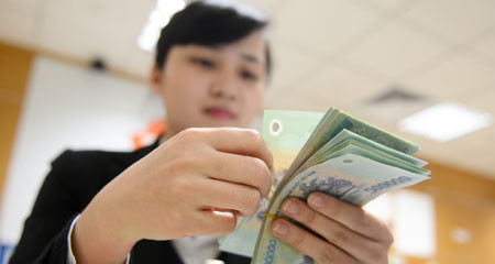 Lãi lớn, lương cao: Nhân viên ngân hàng lại sướng ảnh 2