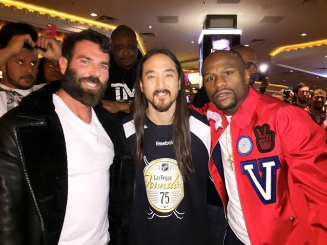 Những thú ăn chơi khét tiếng của ông hoàng Instagram ảnh 5 Những thú ăn chơi khét tiếng của ông hoàng Instagram ảnh 5