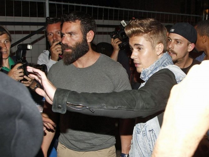 Những thú ăn chơi khét tiếng của ông hoàng Instagram ảnh 6 Những thú ăn chơi khét tiếng của ông hoàng Instagram ảnh 6