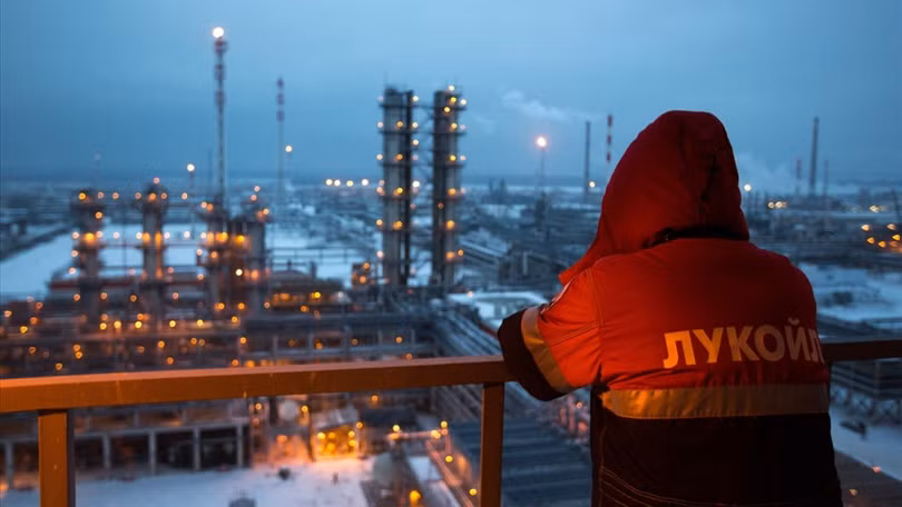 Xung đột Nga - Ukraine: Biến số khó lường của kinh tế toàn cầu năm 2023 (Ảnh: Lukoil)