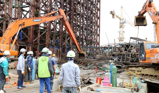 Khởi tố 2 người Hàn Quốc trong vụ sập giàn giáo Formosa ảnh 1