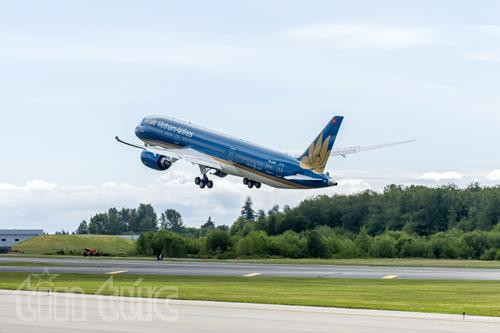 Boeing 787-9 Dreamliner của Vietnam Airlines bay thử lần đầu tiên ảnh 1