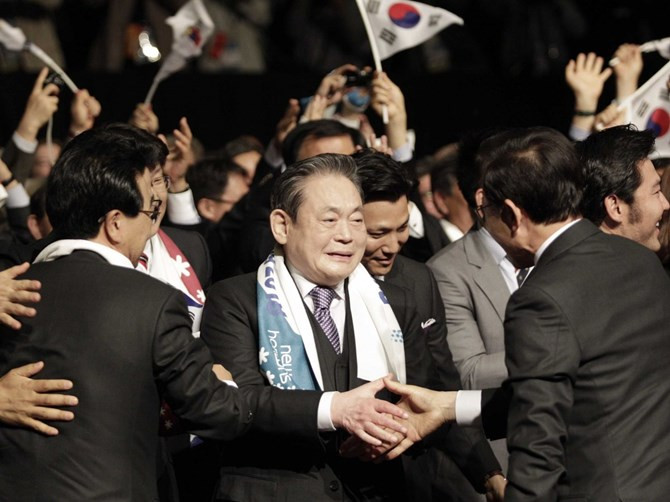 Cuộc chiến thừa kế và chuyện “thâm cung bí sử” của đế chế Samsung ảnh 15