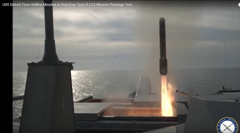 Tàu tuần duyên Mỹ thử nghiệm phóng tên lửa Hellfire phiên bản hải quân