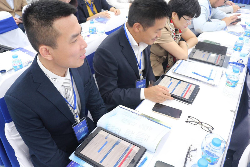 Phương thức bỏ phiếu trực tuyến của NCB nhận được sự hào hứng của cổ đông tham dự đại hội Phương thức bỏ phiếu trực tuyến của NCB nhận được sự hào hứng của cổ đông tham dự đại hội