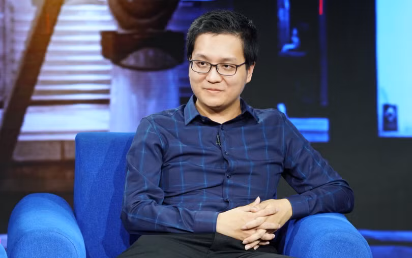 Chuyên gia tài chính Hoàng Thanh Tùng Chuyên gia tài chính Hoàng Thanh Tùng