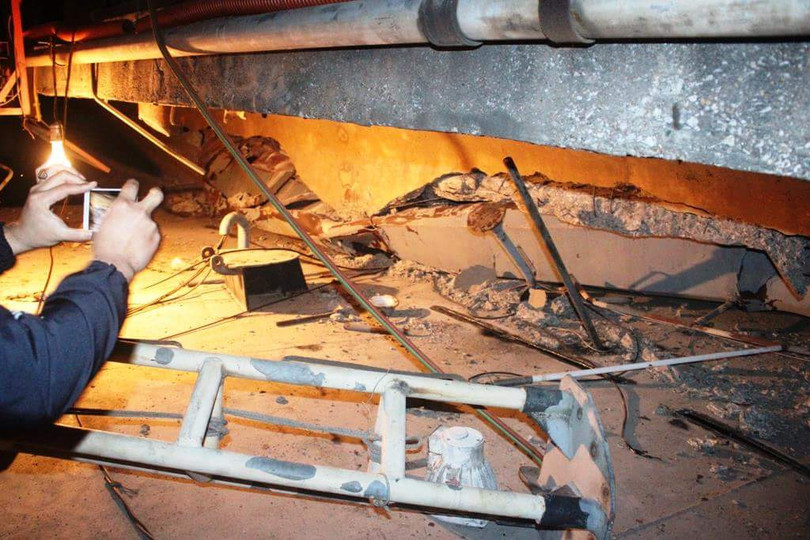 Trụ cầu An Thái bị hư hỏng nặng. Trụ cầu An Thái bị hư hỏng nặng.