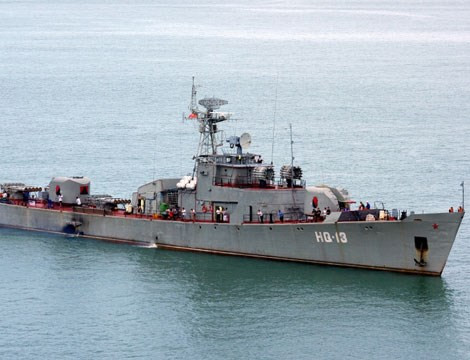 Tàu săn ngầm Petya II trong biên chế hải quân Việt Nam.