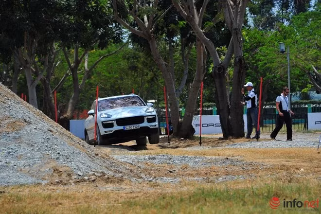 Lái thử siêu xe Porsche tại Việt Nam: Từ sợ hãi đến phấn khích ảnh 10