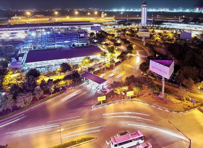 Người dùng cũng có thể sáng tạo bằng cách chụp ảnh phơi sáng. Các vệt sáng tạo ra từ những phương tiện đang di chuyển trên đường, ánh đèn dễ dàng thu hút ánh nhìn của người xem ngay từ lần đầu tiên.