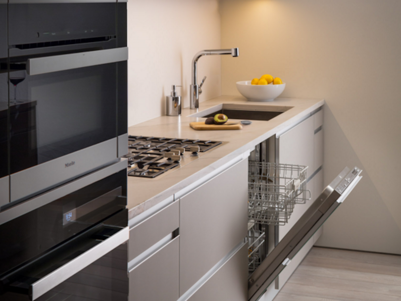 Facebook chi 35 triệu USD thuê tòa có khả năng chịu được động đất ảnh 6 Facebook chi 35 triệu USD thuê tòa có khả năng chịu được động đất ảnh 6