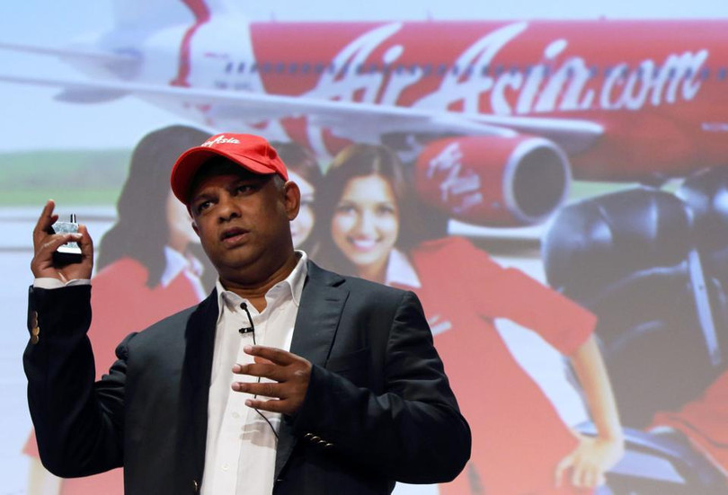 Giám đốc điều hành Tập đoàn AirAsia Tony Fernandes phát biểu tại một hội nghị ở Tokyo năm 2014 (Ảnh: Bloomberg Finance)