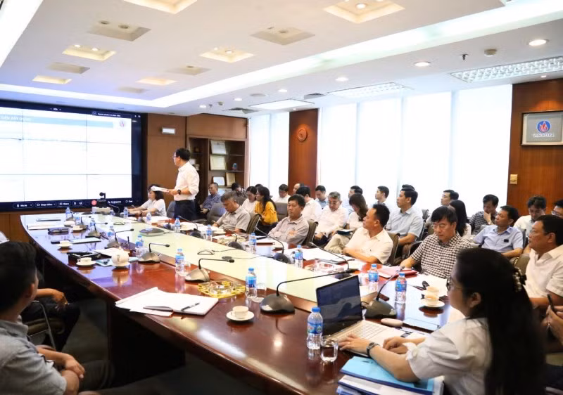 230723 Hop giao ban 6 thang dau nam (04).jpg