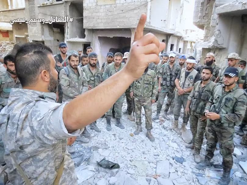 Quân đội Syria tấn công dữ dội cứ địa thánh chiến ngoại ô Damascus (video) ảnh 1