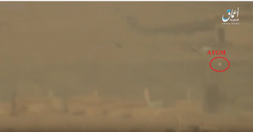 Tên lửa chống tăng của IS tấn công máy bay trực thăng vận tải Mi-8 quân đội Syria